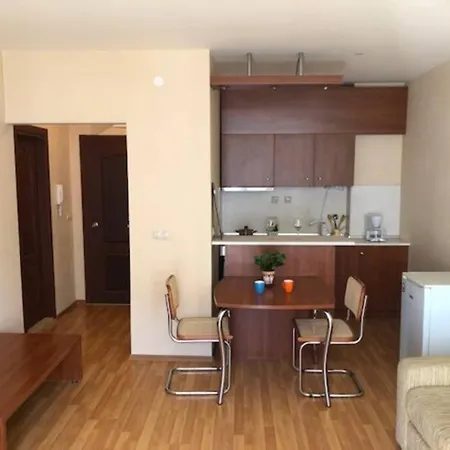 Διαμέρισμα Charming Studio Prime Golden Sands - 50M From Sea